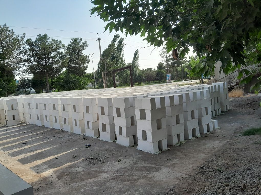 Manzil Oltinsoy Sentirda