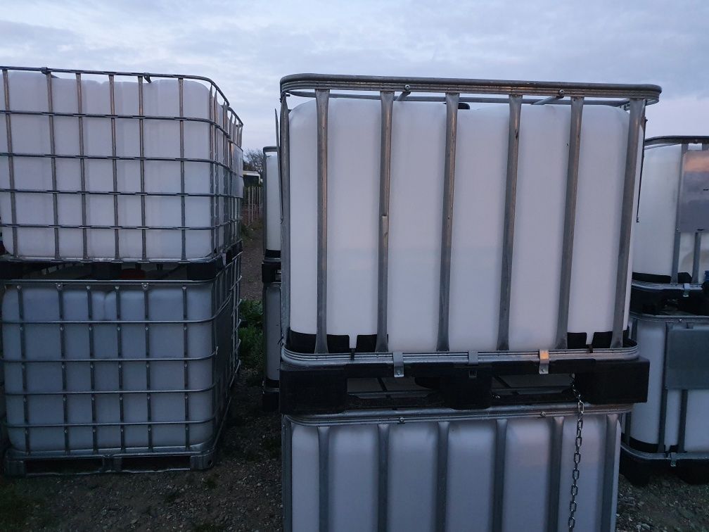 Bazin 1000L,  IBC,   Butoi