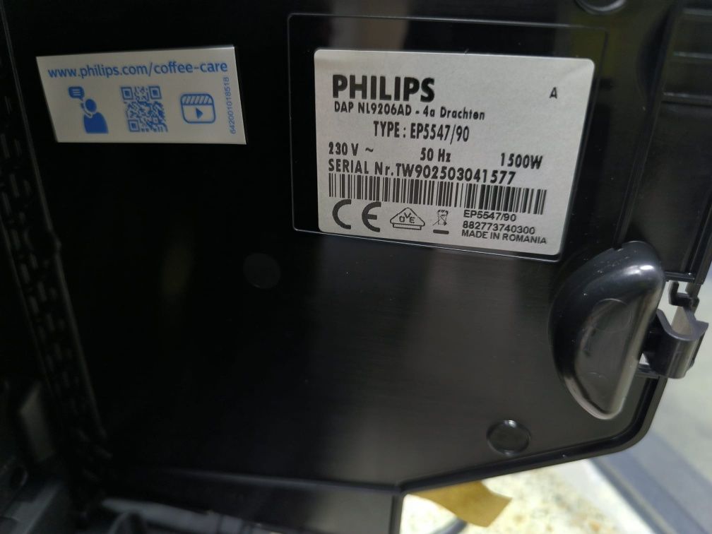Espressor automat PHILIPS Seria 5500 EP5547/90, 1.8l, 1500W, 15 bar, a