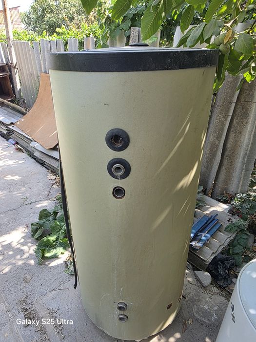 Бойлер 300 л  ИТАЛИЯ..