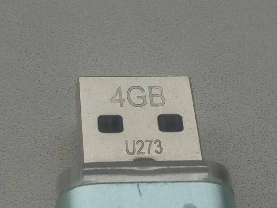 USB флешка 4gb.