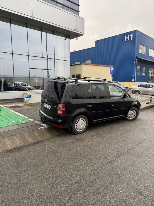 Volkswagen Touran 1.9 TDI, 2009. Webasto. Dublu climatronic. 2 chei