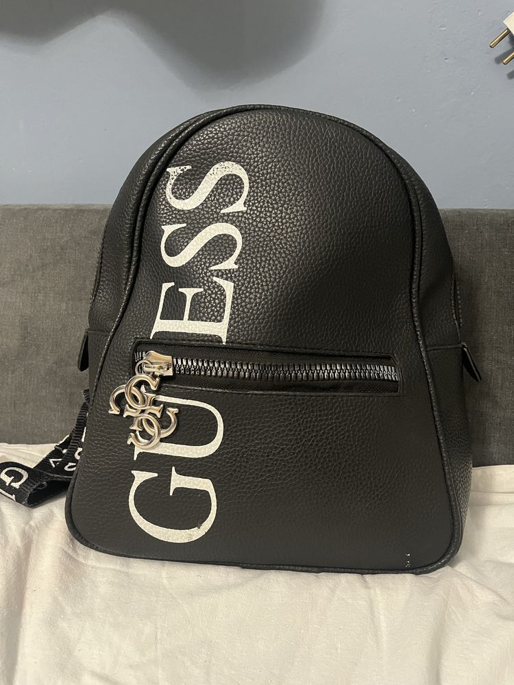 Guess - раничка