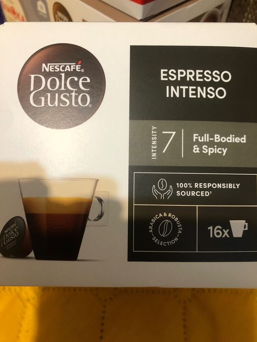 Кафемашина Dolce Gusto със 130 капсули