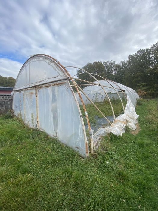 Vând solar mare si solid