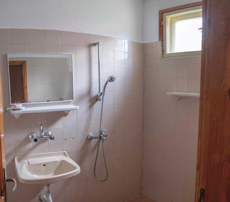 Дава се под наем Тристаен апартамент в Пловдив, Кючук Париж - 117 кв.м за 357 € - Снимка #14