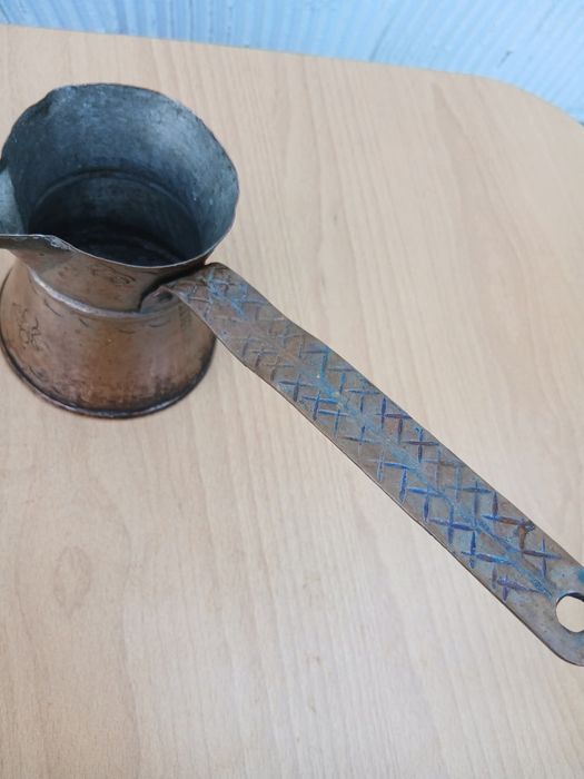 Старо бакърено джезве