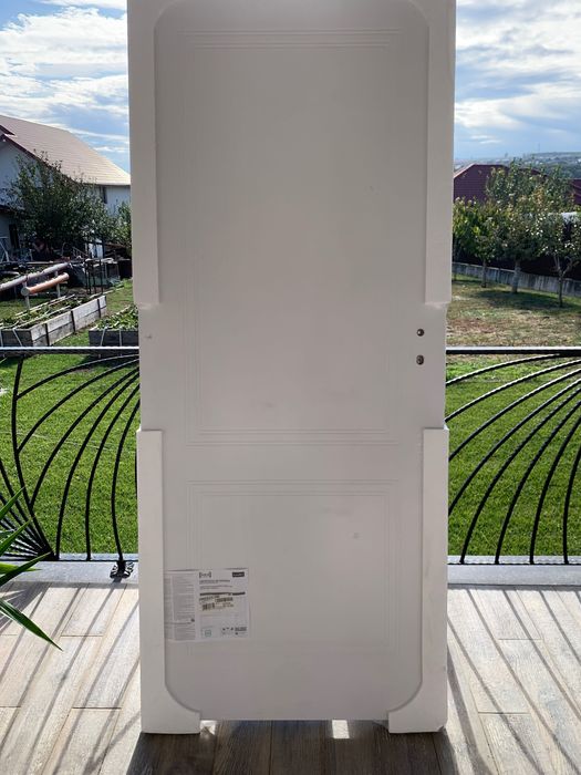 Vînd a 2 usi de interior