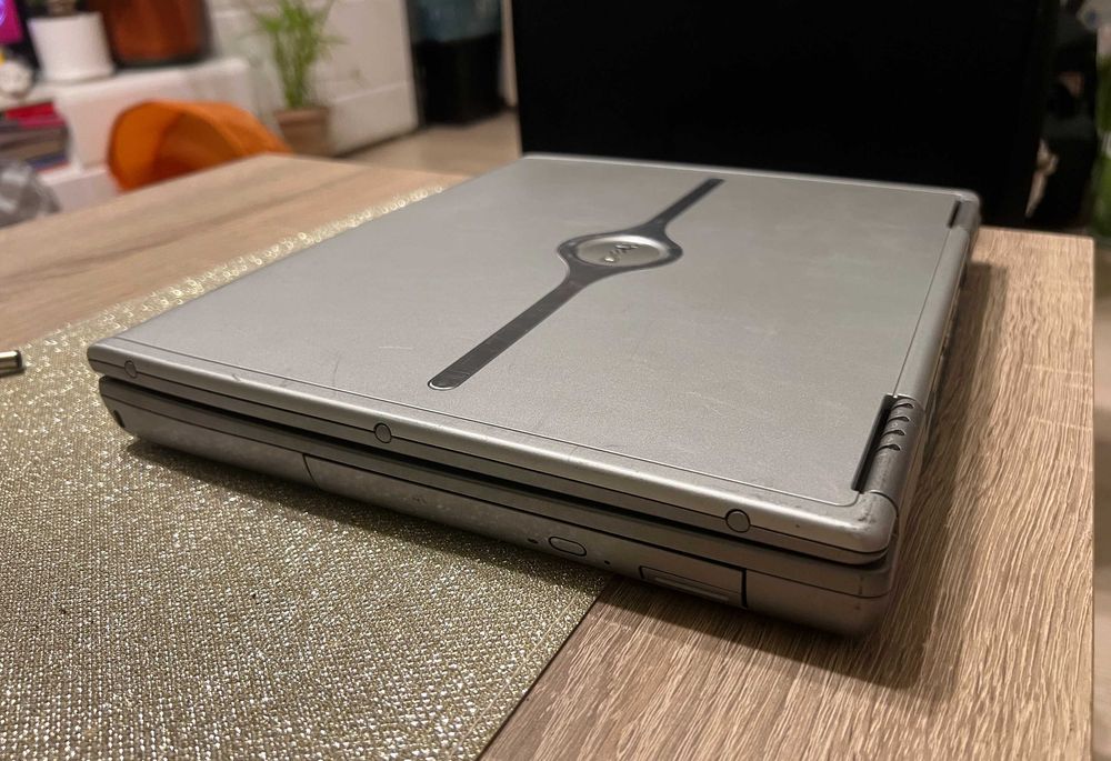 Laptop Dell Inspiron 600m – Funcțional, cu încărcător original - retro