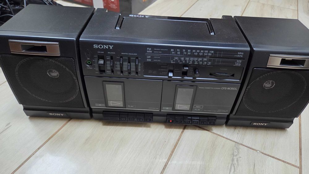 Radio Casetofon Sony CFS-W350L.