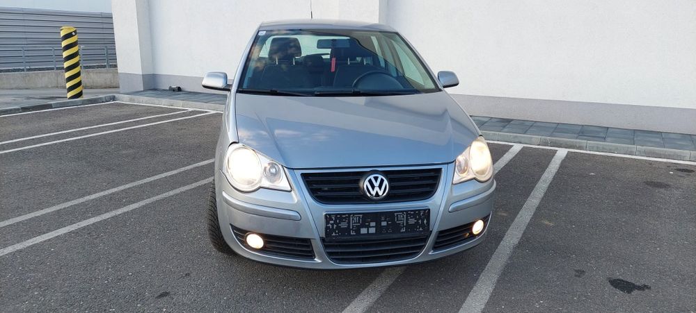 Vând Vw Polo 9n2 Recent Adus Motor 1.2i An 2007 Climatronic