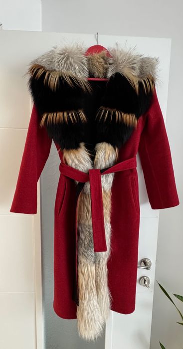 Дамско палто с косъм от лисица