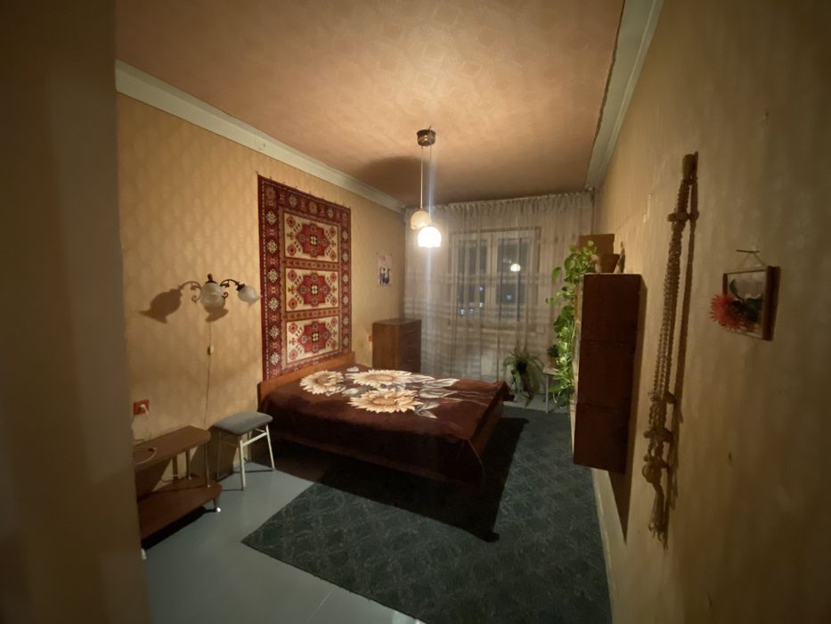 Продаётся срочно Квартира на Боз базаре!