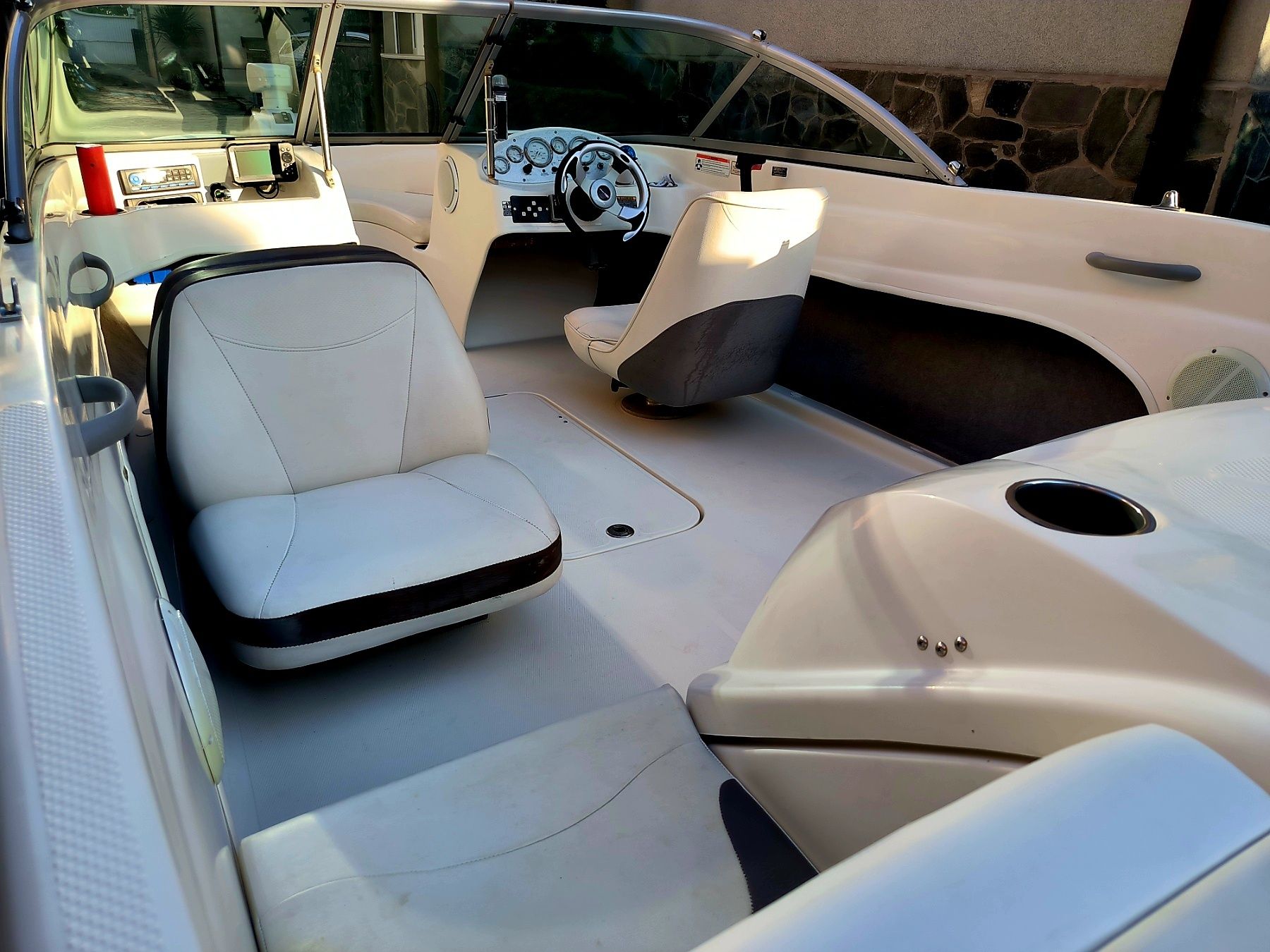 Лодка Bayliner 111 GT 175