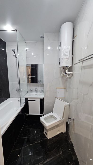 Бухара сити, Латтикода жойлашган 3 хонали квартира