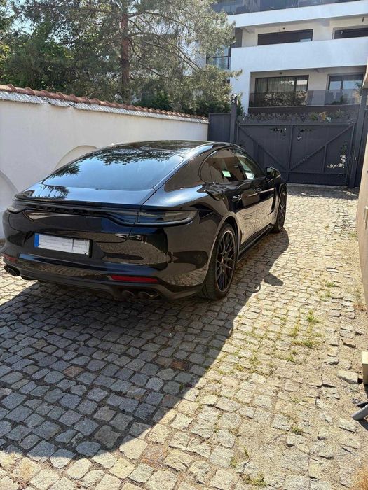 Porsche Panamera 4E 330 cp TVA deductibil