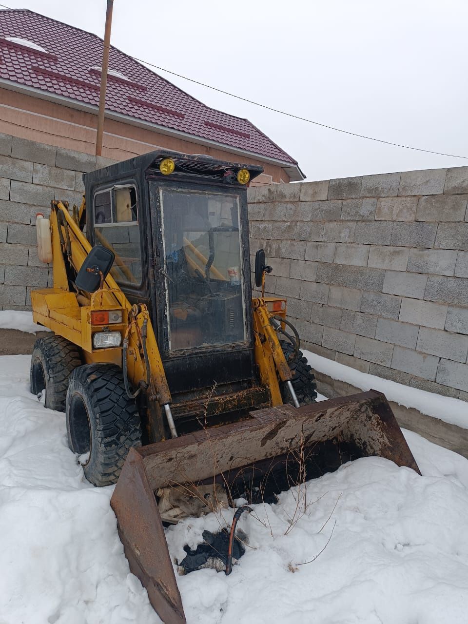 Мини трактор Bobcat.