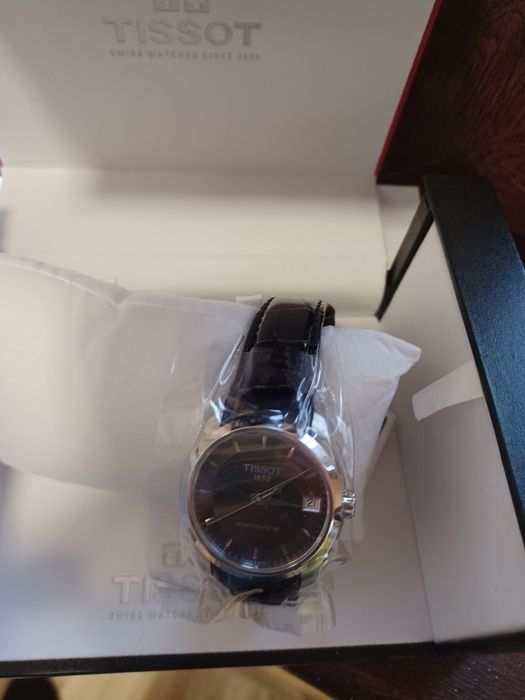 Намален оригинален Дамски Черен часовник Tissot