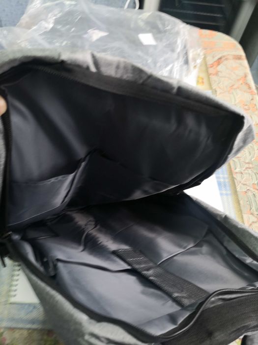 Rucsac pt. laptop portabil cu port incarcare usb