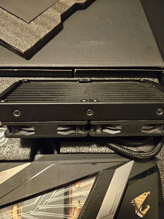 Видео карта AORUS GeForce® RTX 2080 TI XTREME W.FORCE 11GB GDDR6