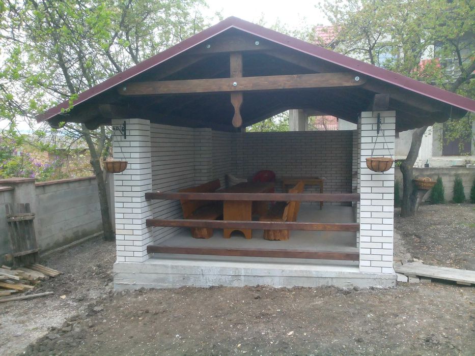 Foisoare si Terase din structura de lemn de vanzare la comanda