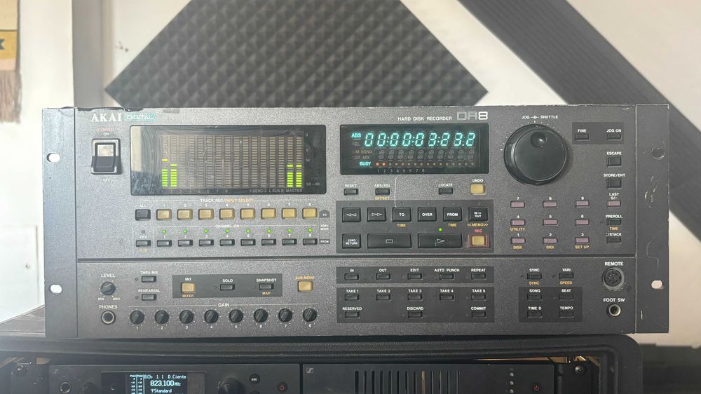 Vând Akai DR8 – recorder digital vintage