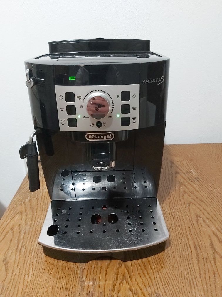 Vând expresoare cafea Delonghi/Philips/Saeco
