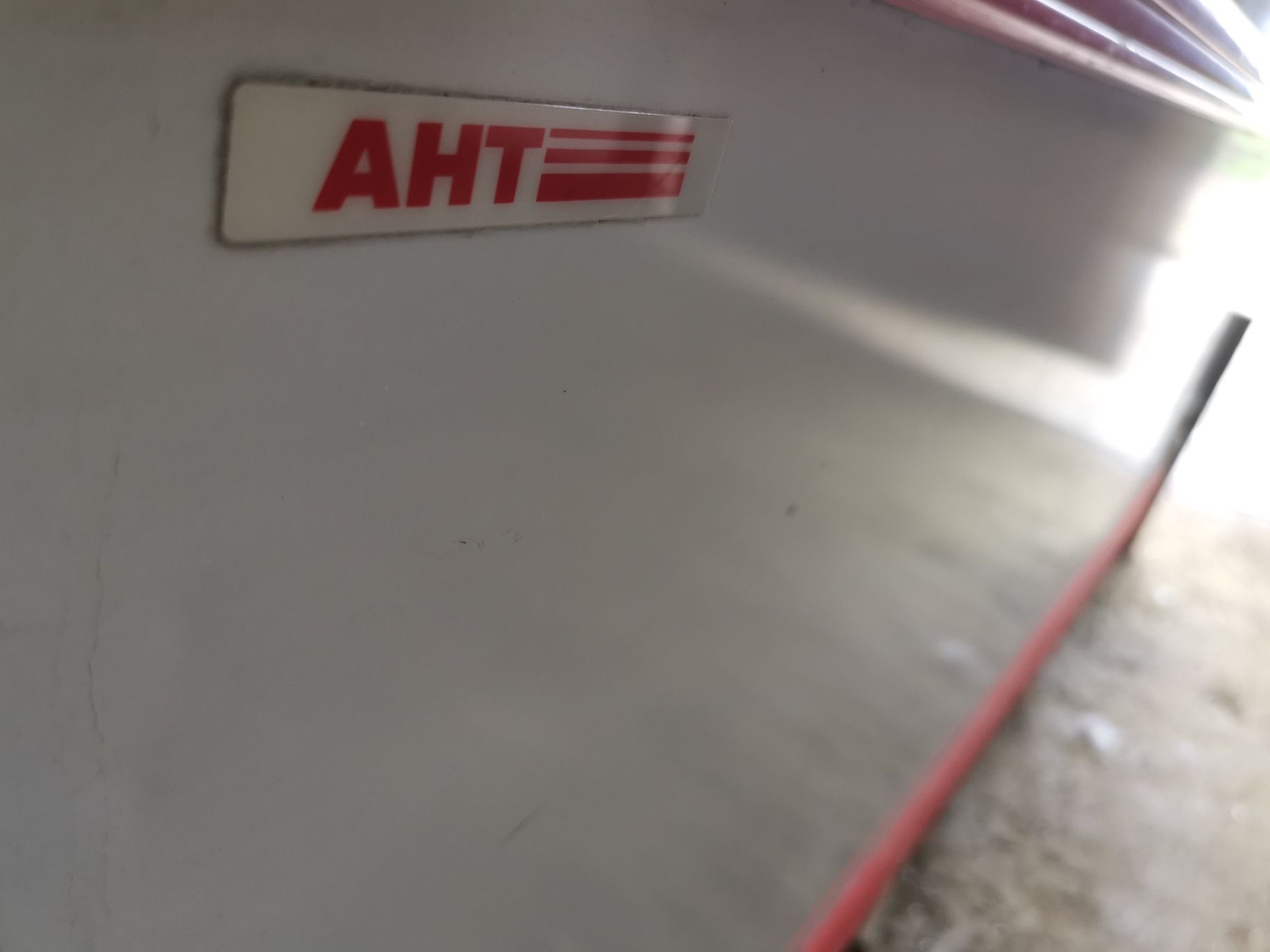 Lada frigorifica AHT