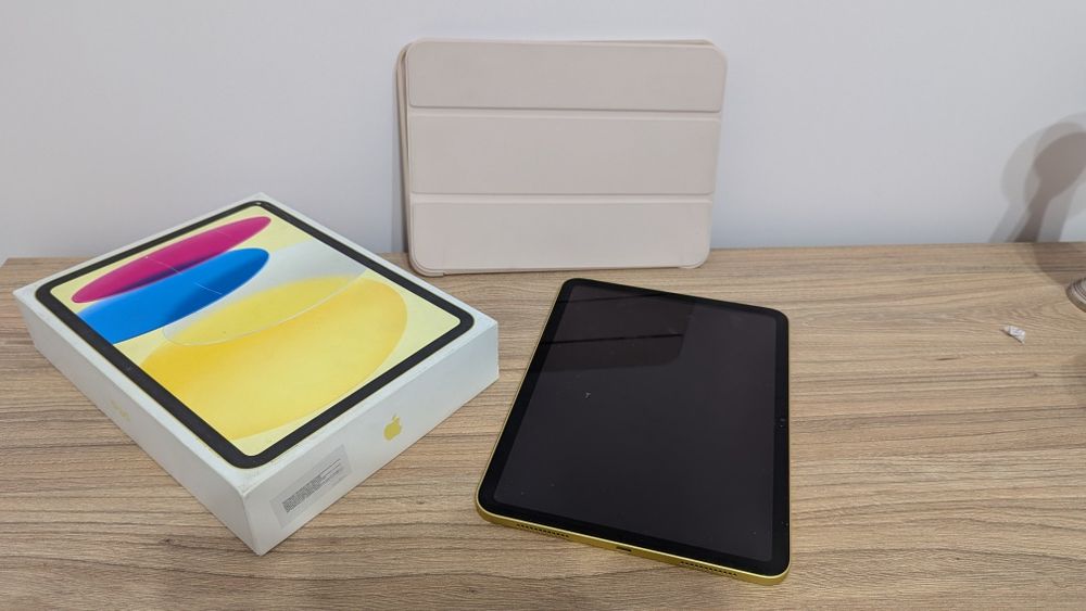 Планшет Apple iPad 10th gen 10.9" (2022] 4/64GB