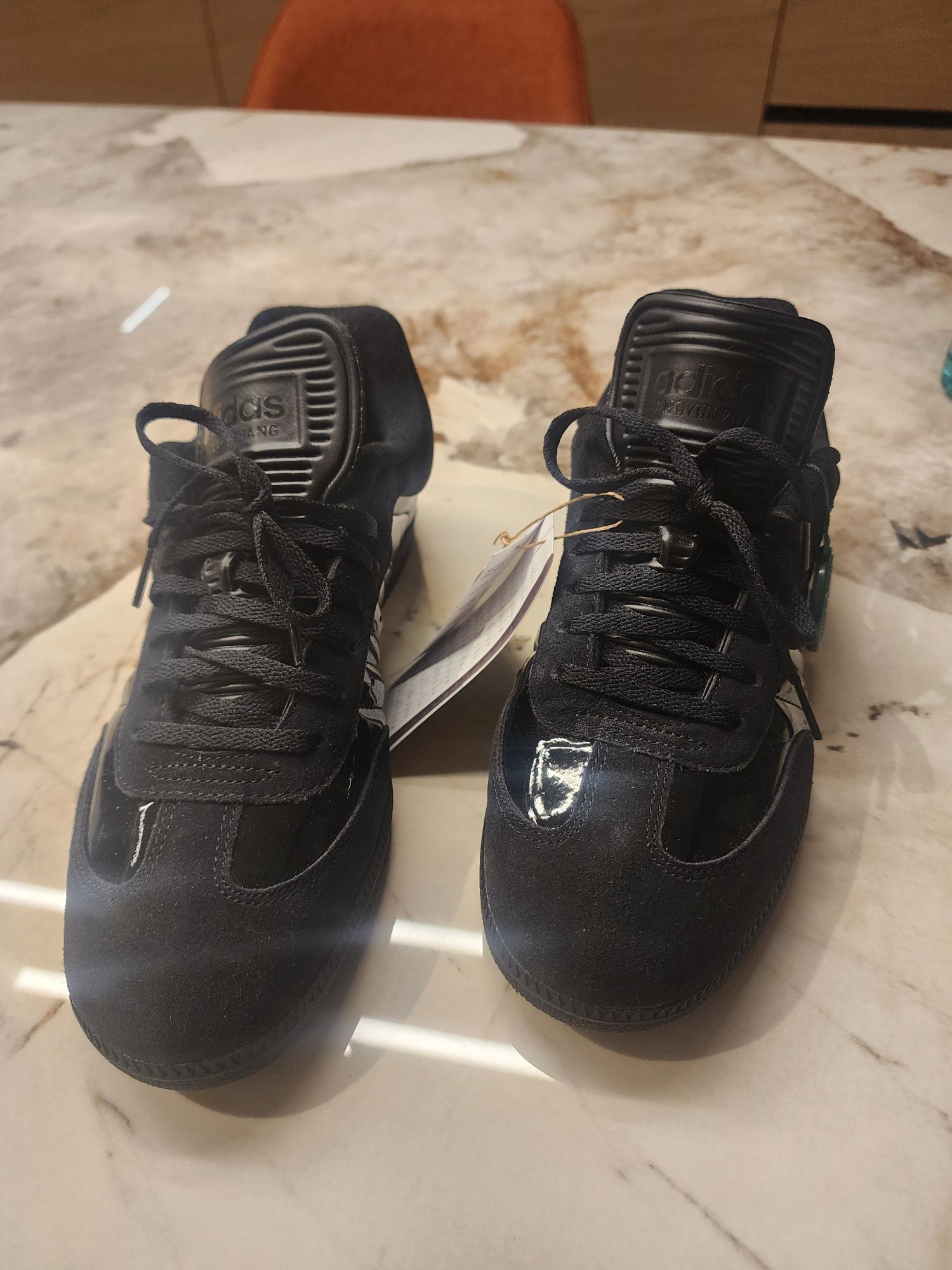 Adidas samba dingyun zhank 42.5 
DİNGYUN ZHANG BLACKADİDAS SAMBA
DİNGY