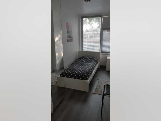Дава се под наем Двустаен апартамент в София, Център - 57 кв.м за 397.8 € - Снимка #4
