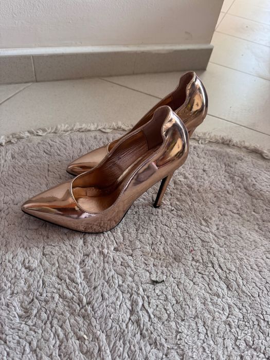 Дамски обувки различни модели