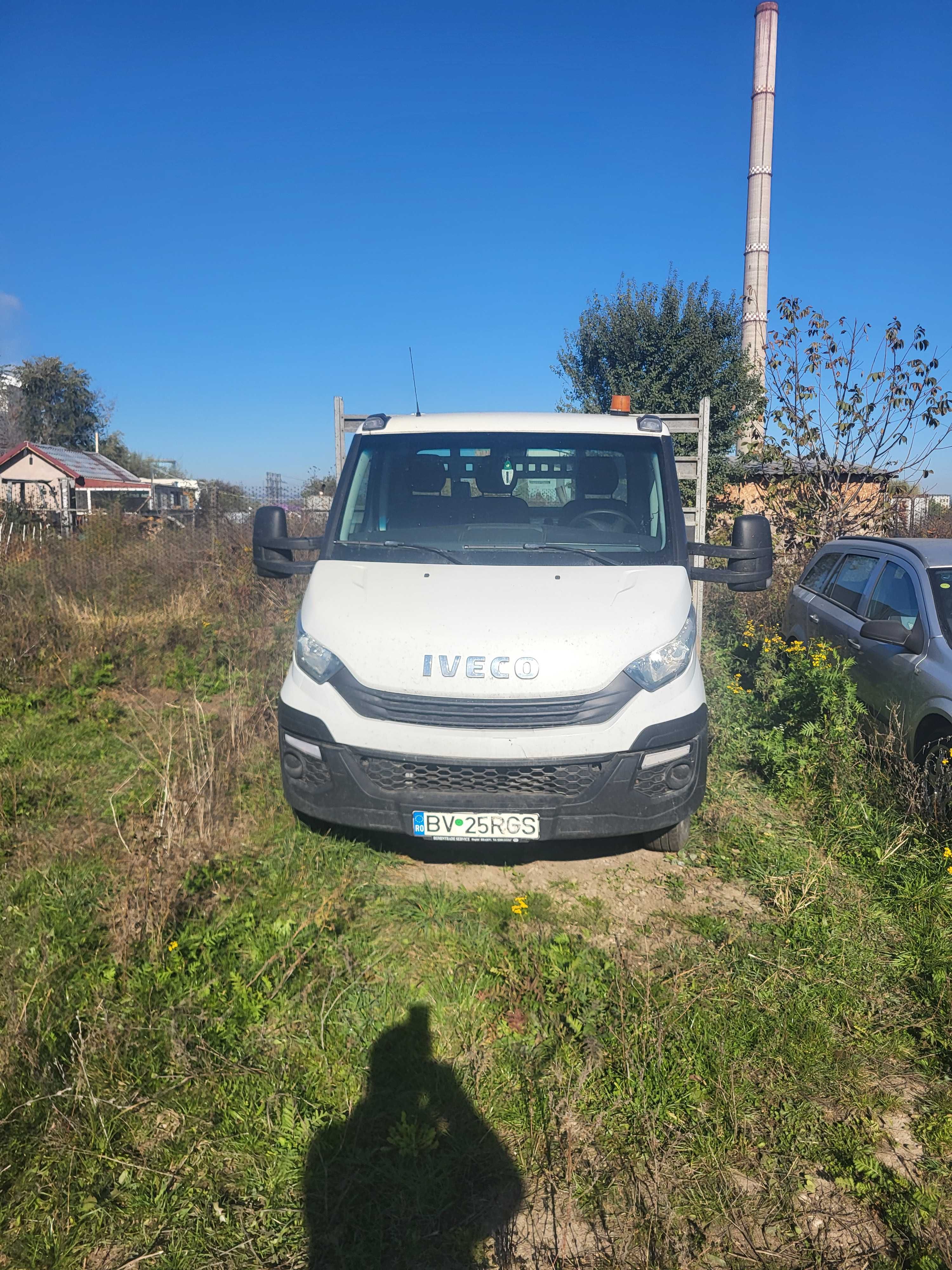 Vand 2 iveco daily 3,5 t pret 25000 tva inclus