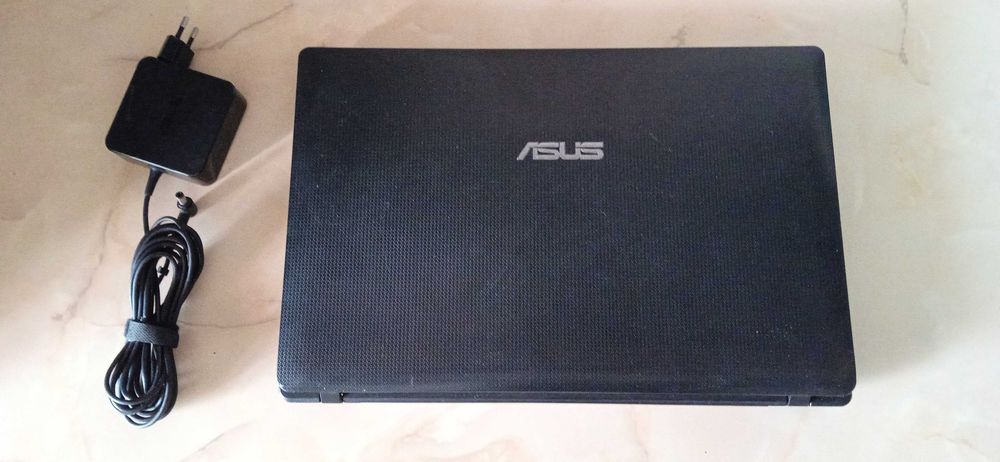Laptop Asus K54 i5 8gb ram ddr3 hard 1 terra display 15,6 led bateria