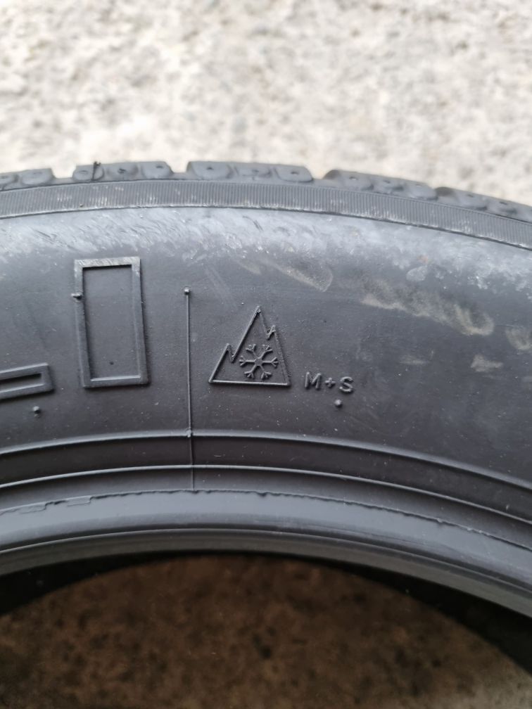 4 anvelope iarna ca si noi PIRELLI 225/55/18 DOT 2018 PRET PER BUCATA