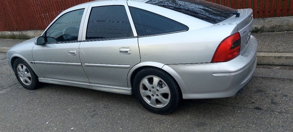 Opel vectra b 1'6-16V pentru programul rabla