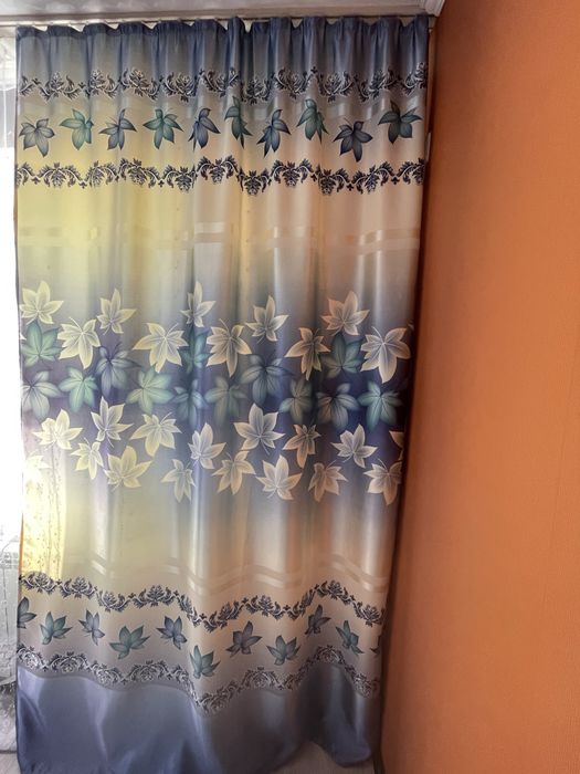 Продам шторы,тюль в отличном состояний