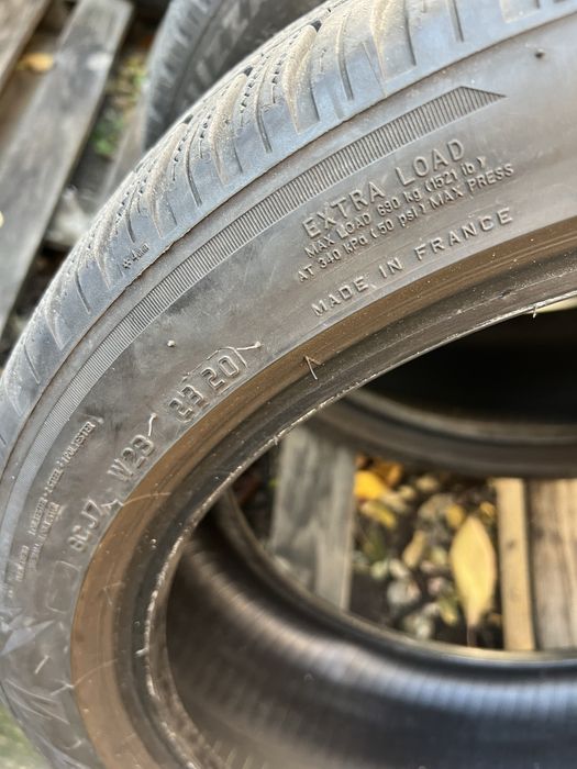 Cauciucuri iarna 225/45/18 Bridgestone