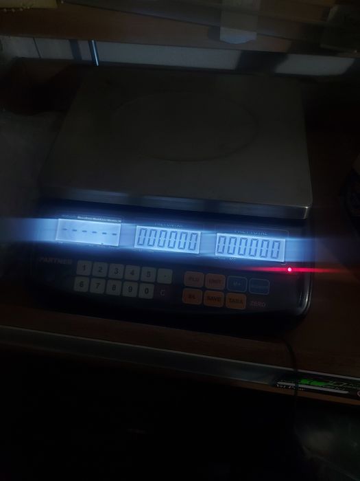 Vând cantar comercial