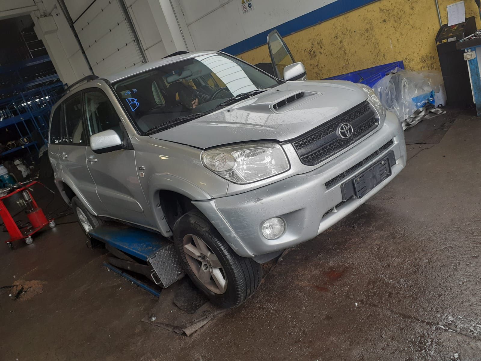 Alternator electromotor compresor  turbină Toyota RAV4 diesel 2005