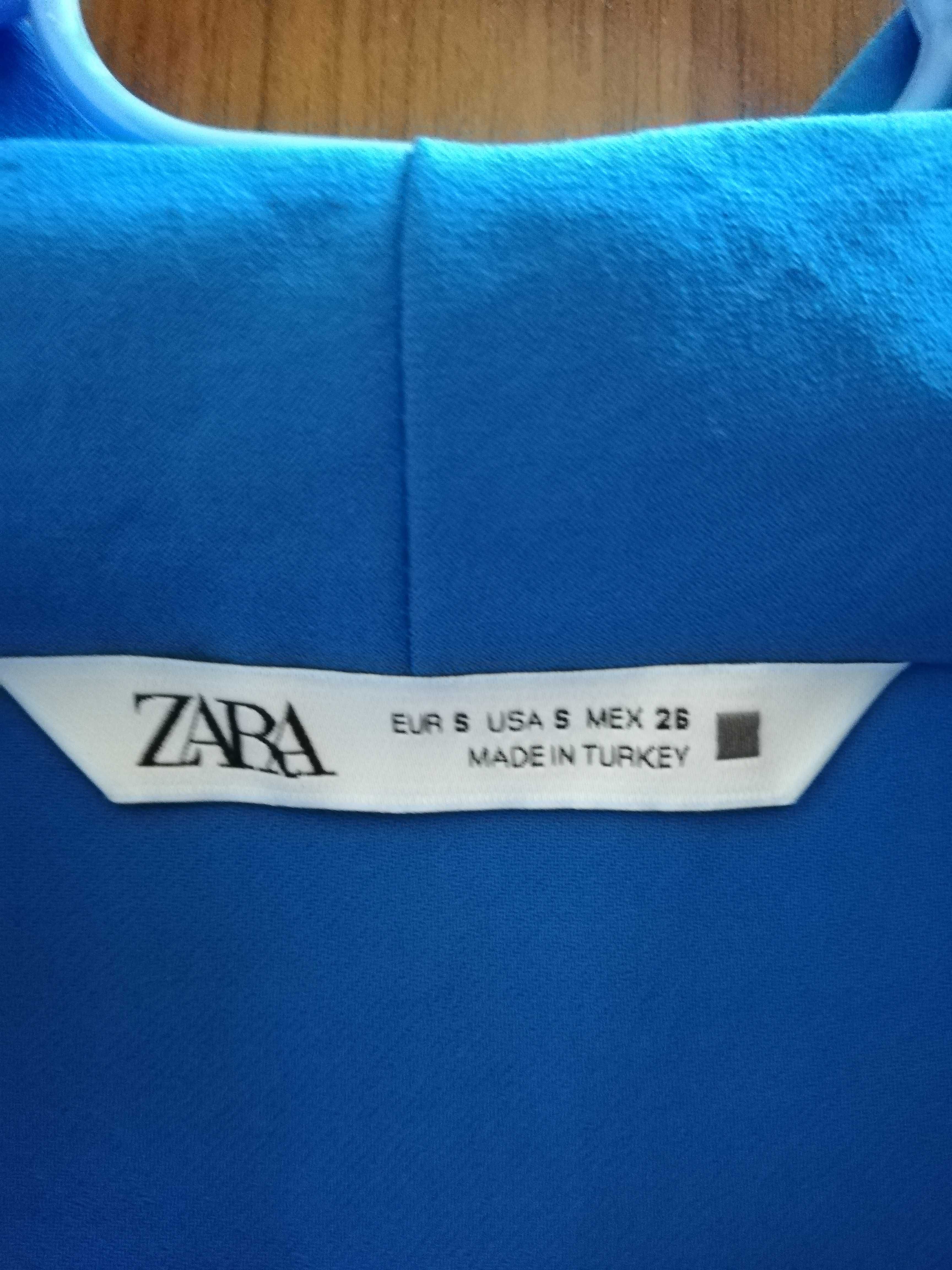 Нов елегантен потник на Zara