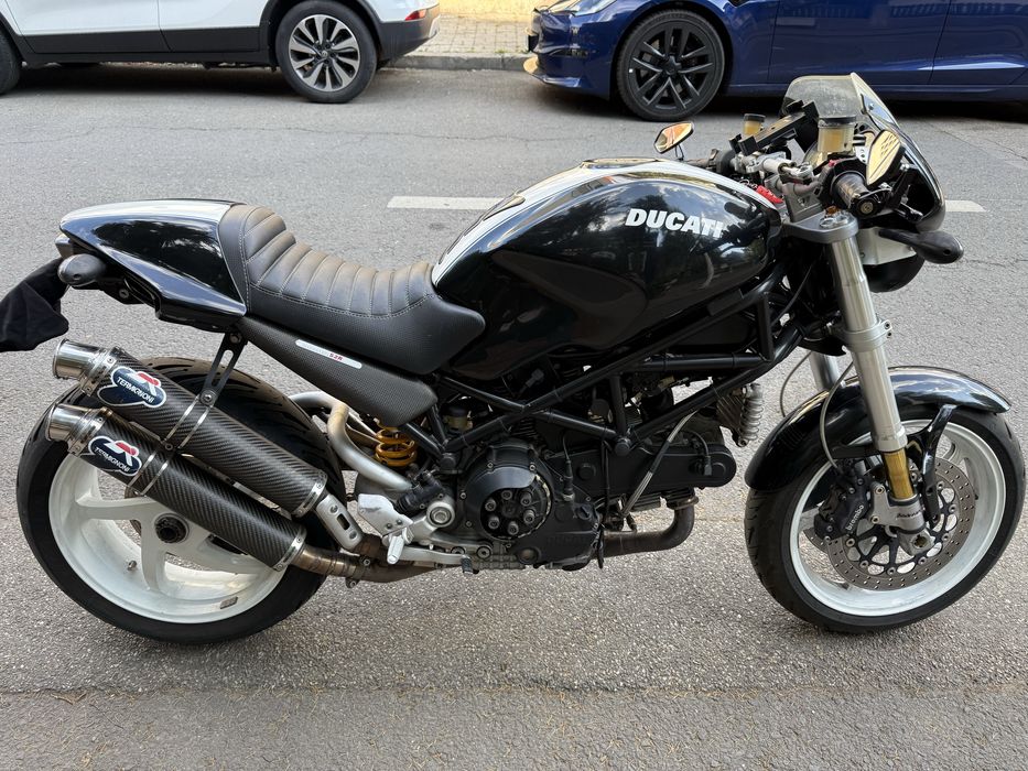Ducati s2r 1000 monster