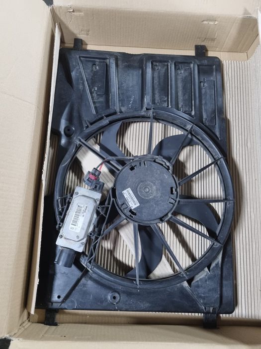 Ventilator Electroventilator racire motor 8V61-8C607  SAU 0130308448
