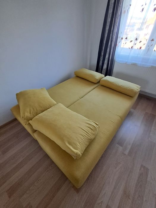 Vand canapea nefolosita