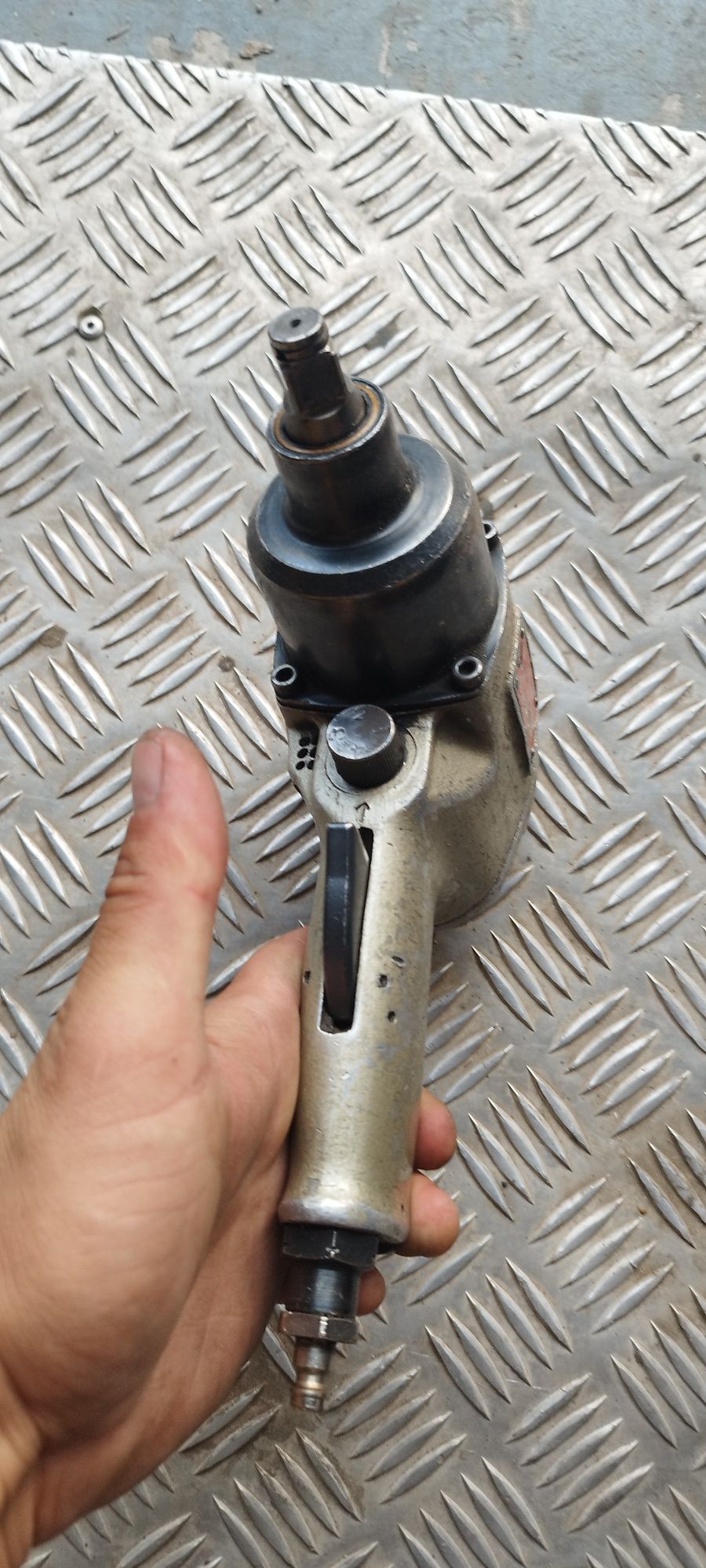 Pistol Pneumatic cu Impact, 1/2