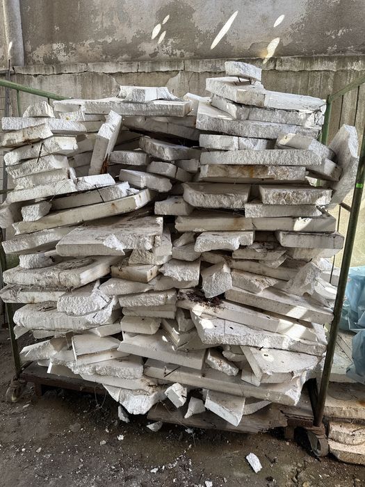 Placi polistiren deseu