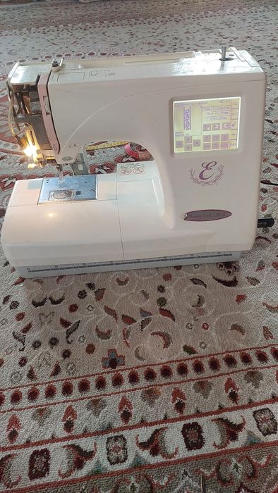 Janome e350 sotiladi iwlatilgan iwlayapti flewkasi uzi bilan