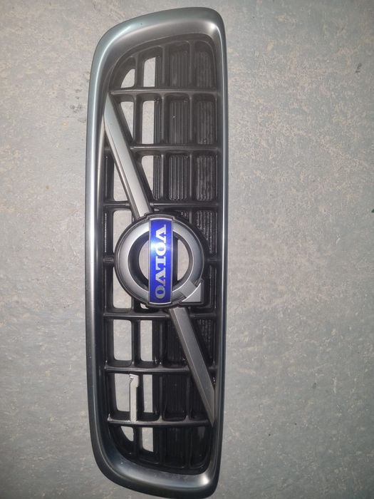 Vand grila Volvo v70  Rdesign