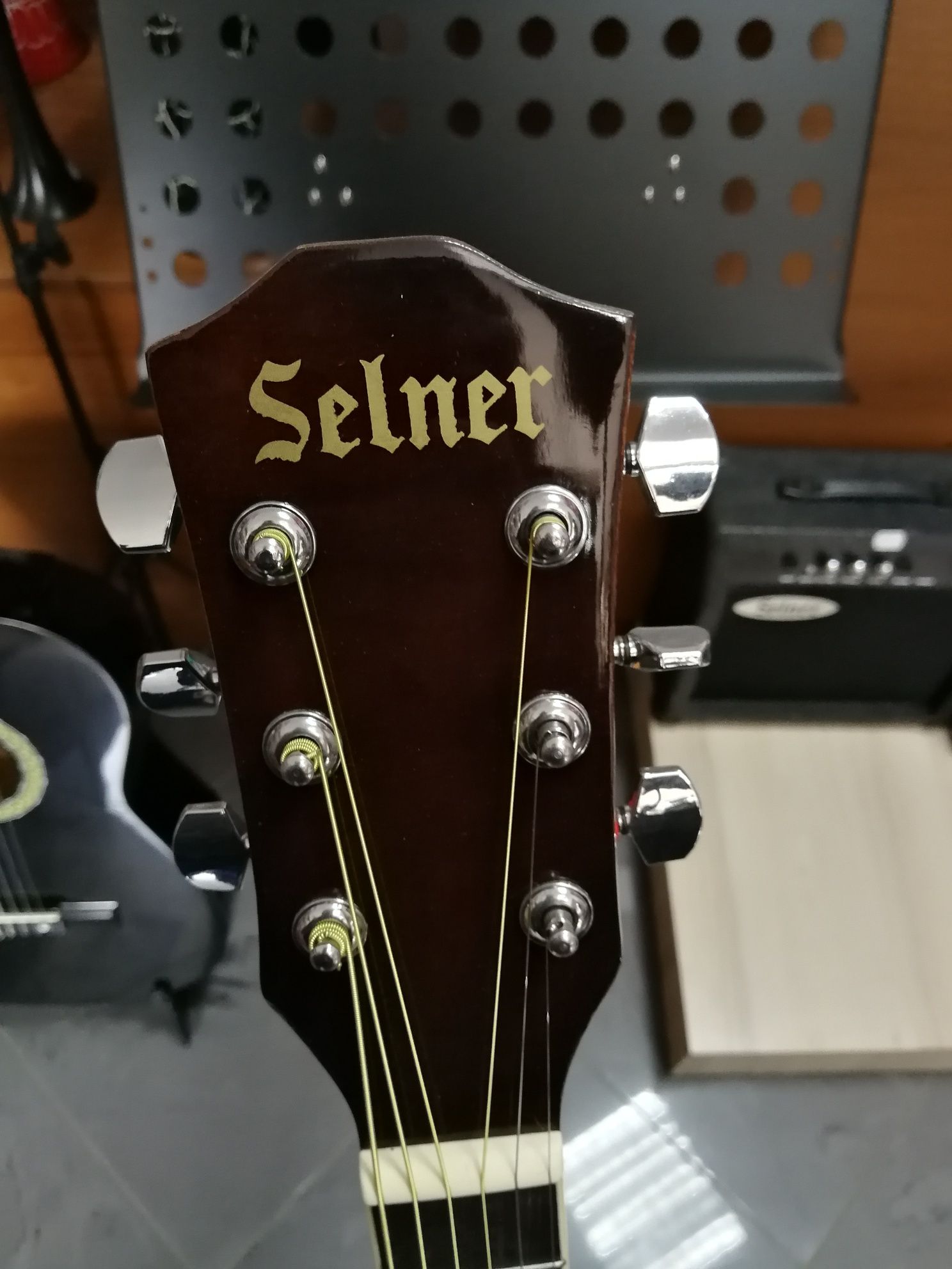 Електро-акустична китара SELNER AFQ4EQ NAT