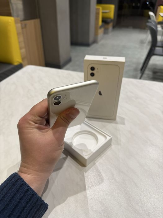 Iphone 11 64 GB White